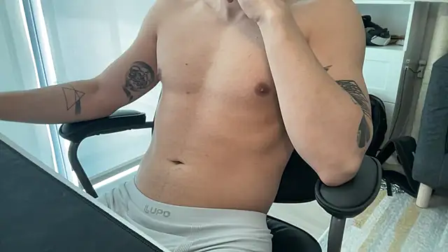 lukshof online show from February 6, 2026, 4:58 pm