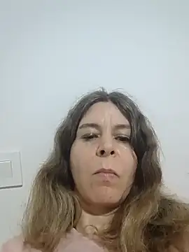 Didi2081 online show from February 11, 2026, 12:43 am