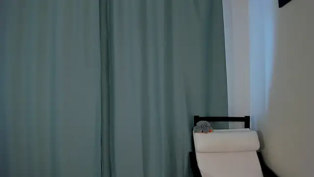 Snapshot of EmmaStoneWants chatting on January 17, 2026, 7:34 am EmmaStoneWants online show from January 17, 2026, 7:34 am