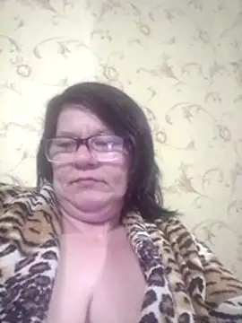 Snapshot of NysiOlsen chatting on May 5, 2026, 7:06 pm NysiOlsen online show from May 5, 2026, 7:06 pm
