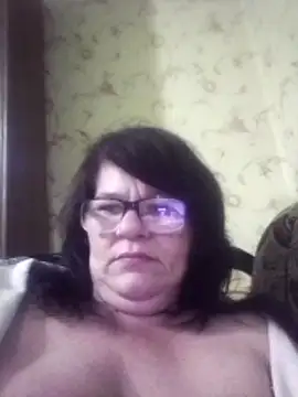 Snapshot of NysiOlsen chatting on April 18, 2026, 7:58 pm NysiOlsen online show from April 18, 2026, 7:58 pm