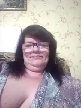 Snapshot of NysiOlsen chatting on May 8, 2026, 5:28 pm NysiOlsen online show from May 8, 2026, 5:28 pm