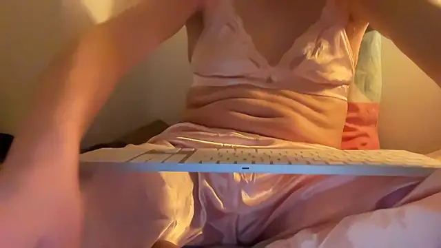 Snapshot of B4by_Pink chatting on January 15, 2026, 9:07 pm B4by Pink online show from January 15, 2026, 9:07 pm