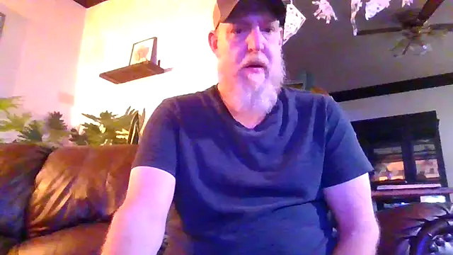 Snapshot of Moeblick chatting on January 13, 2026, 1:15 pm Moeblick online show from January 13, 2026, 1:15 pm