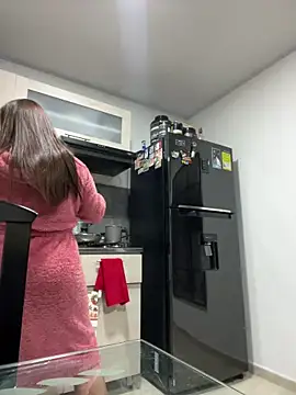 Snapshot of Pretty__Milf chatting on March 20, 2026, 8:48 am Pretty Milf online show from March 20, 2026, 8:48 am