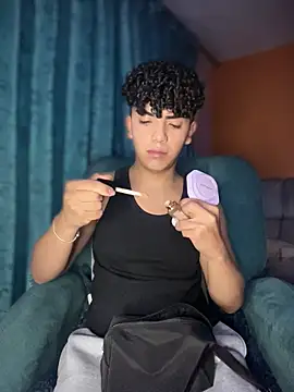 Snapshot of Nick_Twink chatting on February 14, 2026, 4:45 am Nick Twink online show from February 14, 2026, 4:45 am