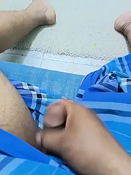 Snapshot of Rone9936 chatting on February 13, 2026, 3:56 pm Rone9936 online show from February 13, 2026, 3:56 pm