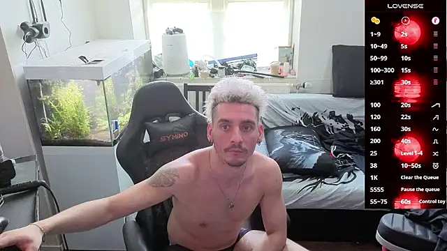 Rayzel White online show from March 9, 2026, 1:03 pm