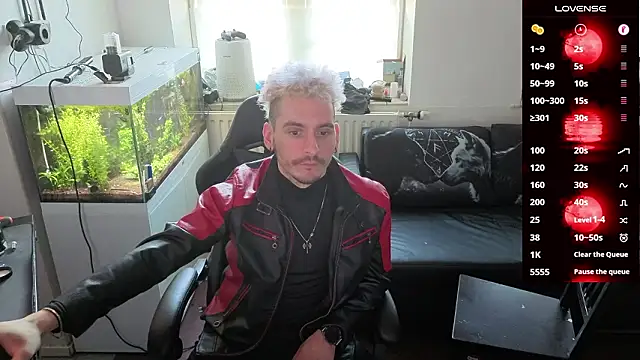 Rayzel White online show from March 16, 2026, 3:26 pm