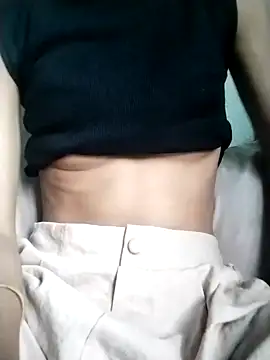 Snapshot of Lisa_xx2 chatting on February 13, 2026, 12:54 am Lisa xx2 online show from February 13, 2026, 12:54 am