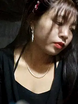 Snapshot of miumiu_sexy2x chatting on February 8, 2026, 12:41 am miumiu sexy2x online show from February 8, 2026, 12:41 am