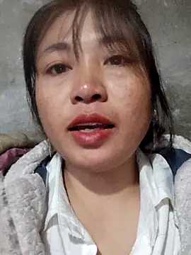 Snapshot of miumiu_sexy2x chatting on February 1, 2026, 12:53 am miumiu sexy2x online show from February 1, 2026, 12:53 am