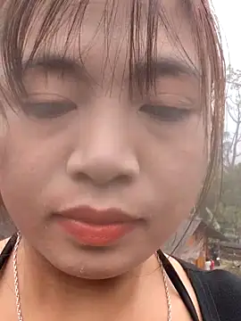 Snapshot of miumiu_sexy2x chatting on February 17, 2026, 1:14 am miumiu sexy2x online show from February 17, 2026, 1:14 am