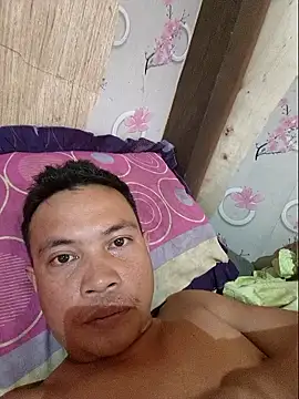 Snapshot of Andar072 chatting on January 18, 2026, 2:04 am Andar072 online show from January 18, 2026, 2:04 am