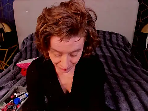 Snapshot of GingerWixxx chatting on January 16, 2026, 4:27 am GingerWixxx online show from January 16, 2026, 4:27 am