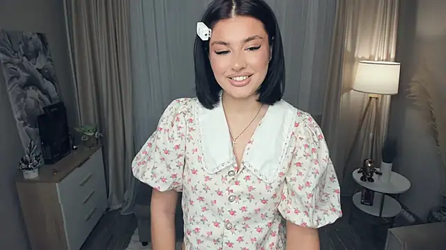 heylilshawty online show from February 8, 2026, 8:39 pm