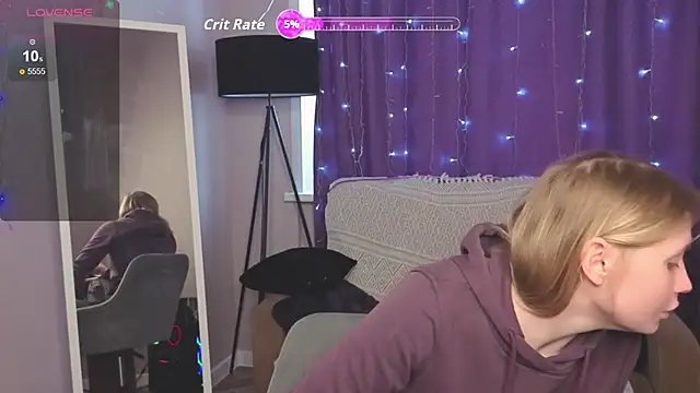 Snapshot of Sweet_M1la chatting on February 23, 2026, 10:05 am Sweet M1la online show from February 23, 2026, 10:05 am