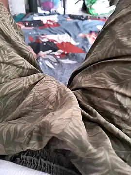 Hottlund6 online show from March 13, 2026, 7:02 am