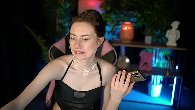 Snapshot of baby_luna_xo chatting on February 24, 2026, 9:54 am baby luna xo online show from February 24, 2026, 9:54 am