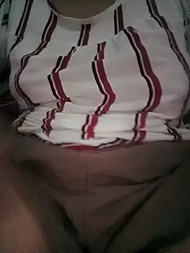 Snapshot of Zi_zii chatting on February 25, 2026, 12:27 pm Zi zii online show from February 25, 2026, 12:27 pm