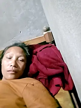 Snapshot of Diana-02 chatting on March 3, 2026, 7:10 pm Diana-02 online show from March 3, 2026, 7:10 pm