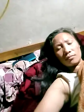 Snapshot of Diana-02 chatting on February 20, 2026, 11:50 pm Diana-02 online show from February 20, 2026, 11:50 pm