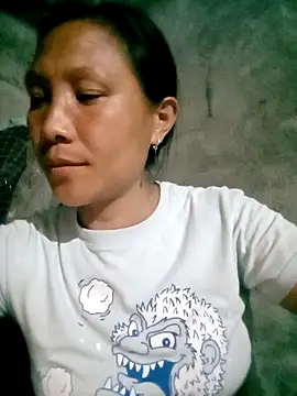 Snapshot of Diana-02 chatting on March 2, 2026, 9:49 am Diana-02 online show from March 2, 2026, 9:49 am