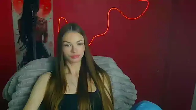 Lina Loveuu online show from May 3, 2026, 11:47 am