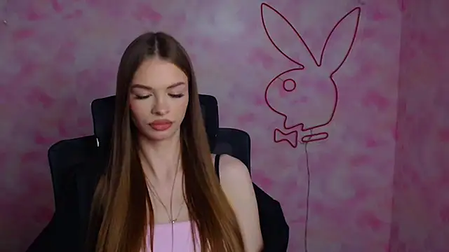 Lina Loveuu online show from April 28, 2026, 11:36 am
