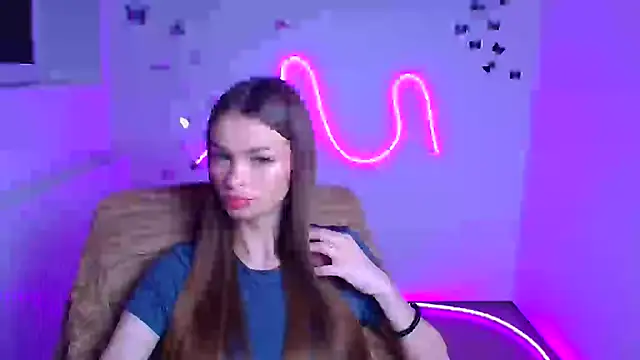 Lina Loveuu online show from May 9, 2026, 11:35 am