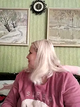 NyushaLollipop online show from April 2, 2026, 9:27 am