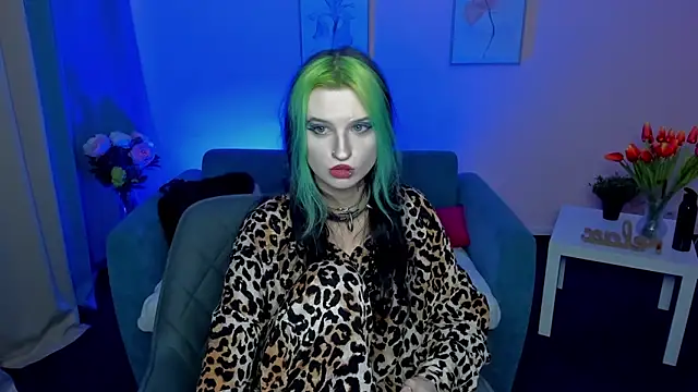 Snapshot of ToxicKittyy chatting on January 15, 2026, 2:42 pm ToxicKittyy online show from January 15, 2026, 2:42 pm