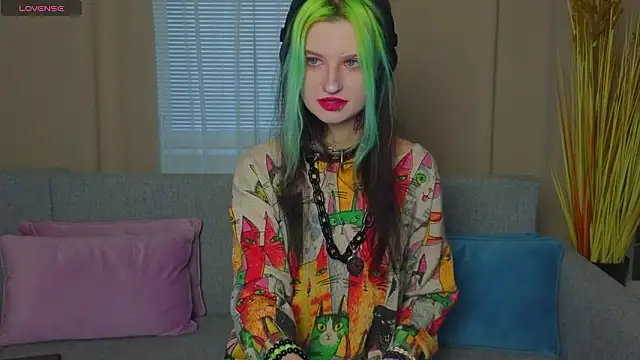 Snapshot of ToxicKittyy chatting on February 6, 2026, 2:13 pm ToxicKittyy online show from February 6, 2026, 2:13 pm