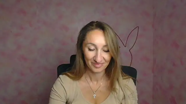 Diana Sweeet  online show from April 7, 2026, 5:53 am