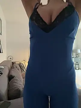 Snapshot of NovaLushhh chatting on February 10, 2026, 4:06 pm NovaLushhh online show from February 10, 2026, 4:06 pm