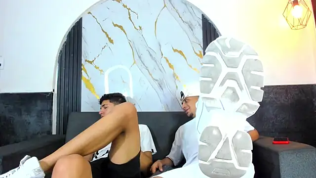 ALEX KEITH26 online show from February 21, 2026, 12:07 pm