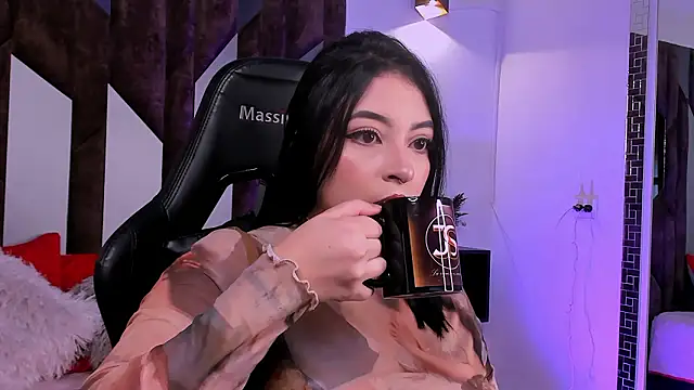 Mila laurent1 online show from February 2, 2026, 9:25 pm