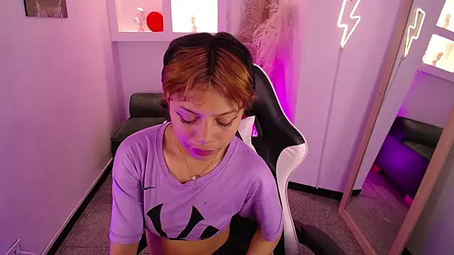 Snapshot of melodyy_as chatting on February 12, 2026, 12:38 pm melodyy as online show from February 12, 2026, 12:38 pm