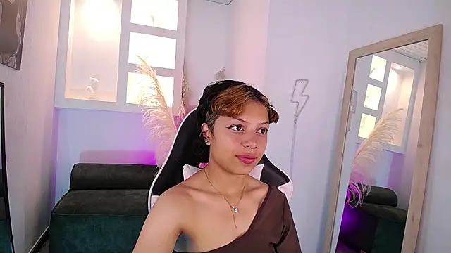 Snapshot of melodyy_as chatting on March 20, 2026, 1:34 pm melodyy as online show from March 20, 2026, 1:34 pm