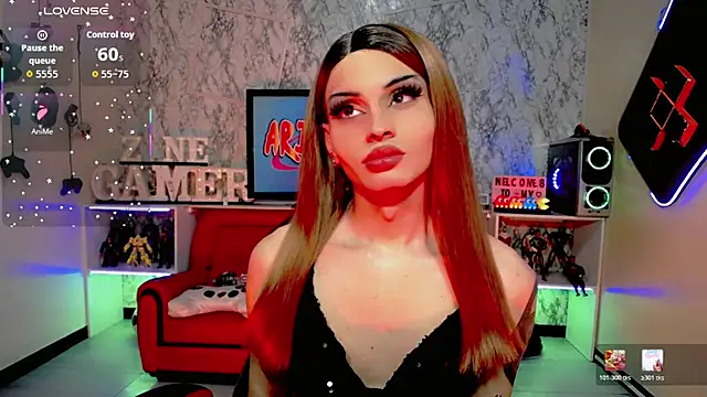 Snapshot of Lisa_sparkleee chatting on February 28, 2026, 3:17 am Lisa sparkleee online show from February 28, 2026, 3:17 am