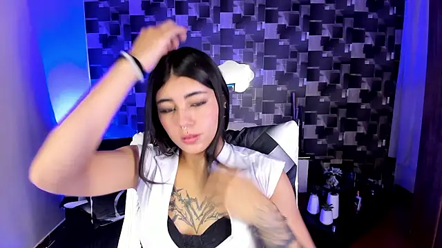 gabriella live  online show from March 3, 2026, 8:27 pm