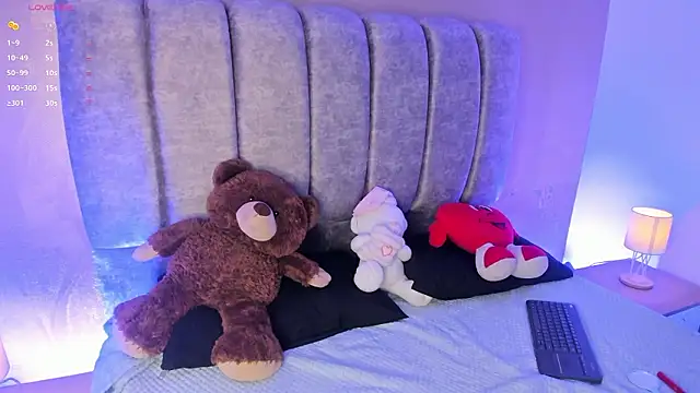 zara rouxx online show from February 12, 2026, 7:46 pm