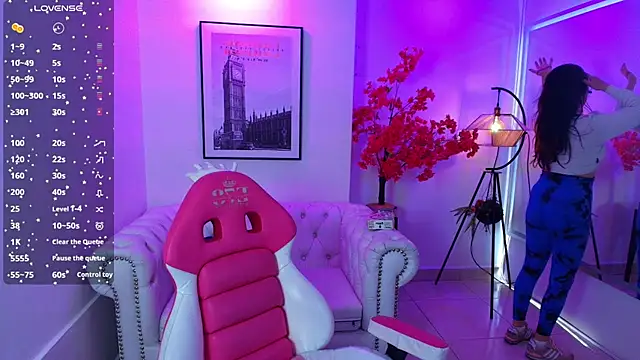 Snapshot of Veronica_miiller chatting on June 26, 2026, 7:31 pm Veronica miiller online show from June 26, 2026, 7:31 pm