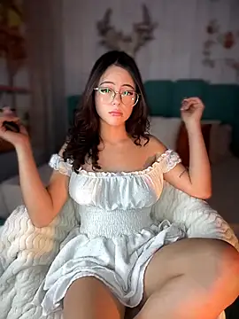 TeaseDollXXX online show from April 3, 2026, 9:54 pm