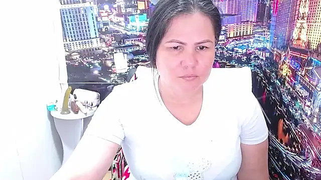 Snapshot of tila_nastyy chatting on April 30, 2026, 1:23 am tila nastyy online show from April 30, 2026, 1:23 am
