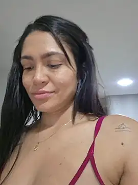 Snapshot of Ina_Jody_ chatting on May 27, 2026, 1:57 am Ina Jody online show from May 27, 2026, 1:57 am