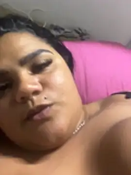 Snapshot of MorenaCariok chatting on February 2, 2026, 2:21 am MorenaCariok online show from February 2, 2026, 2:21 am