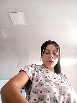 Snapshot of adhara_montiel_ chatting on February 24, 2026, 9:59 pm adhara montiel online show from February 24, 2026, 9:59 pm