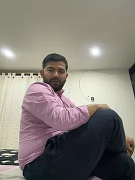 Arleymounthblack online show from February 19, 2026, 2:19 am