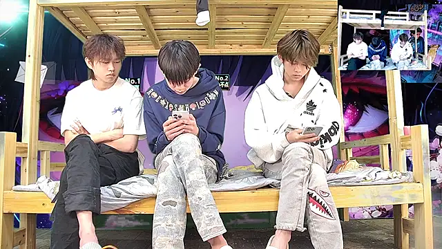 xiaohuangren01 online show from February 28, 2026, 2:00 am